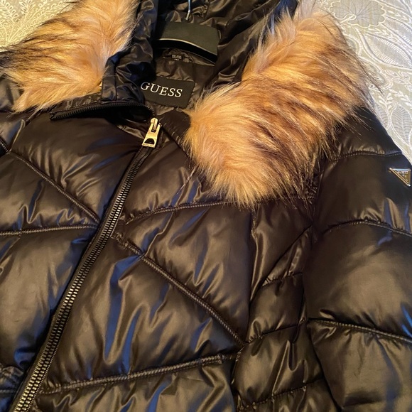 Guess Quilted Black Puffer with Tan Faux Fur Hood - Picture 6 of 6